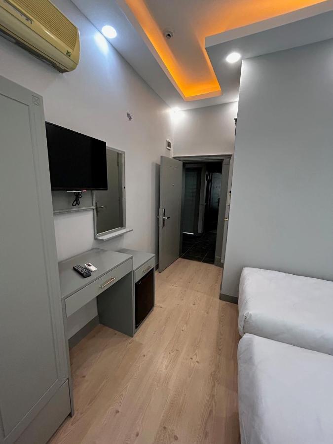 Crowned Plus Hotel Istanbul Eksteriør bilde