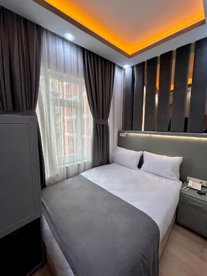Crowned Plus Hotel Istanbul Eksteriør bilde