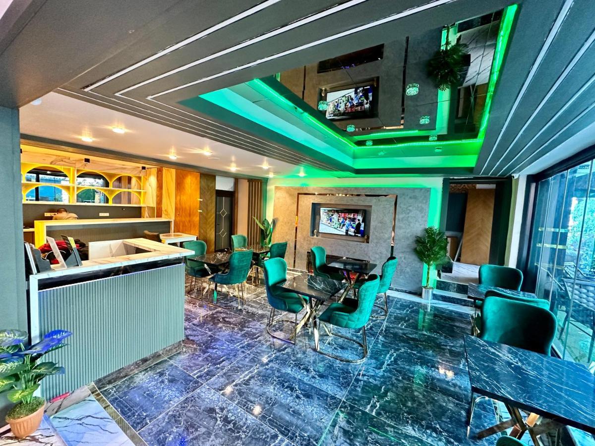 Crowned Plus Hotel Istanbul Eksteriør bilde