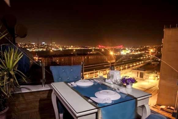 Crowned Plus Hotel Istanbul Eksteriør bilde