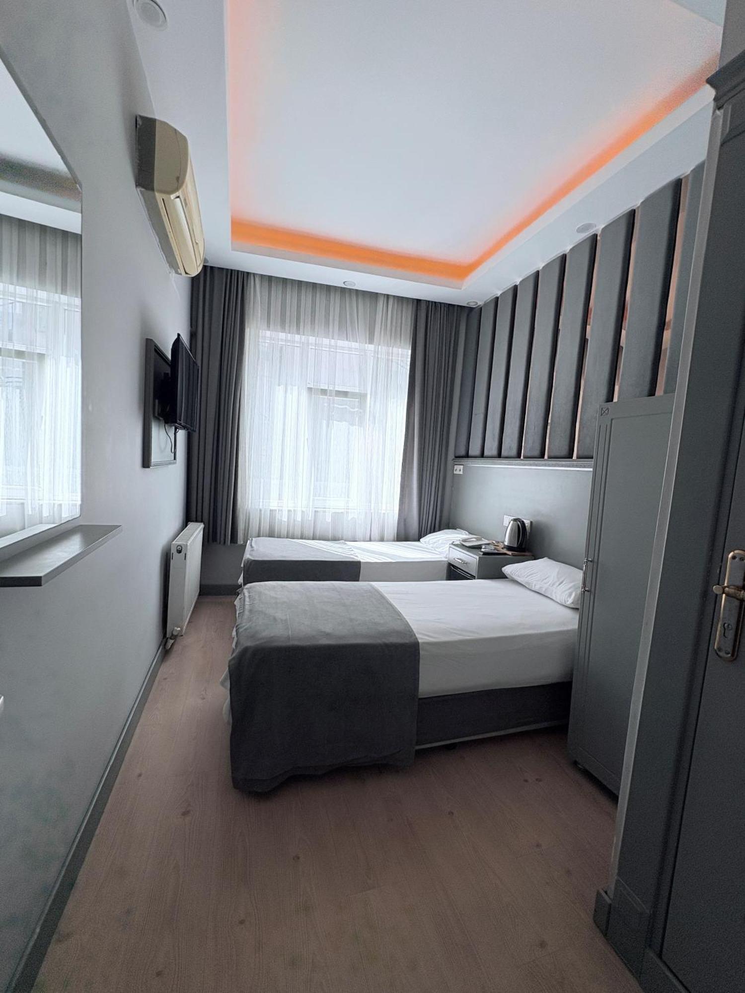 Crowned Plus Hotel Istanbul Eksteriør bilde
