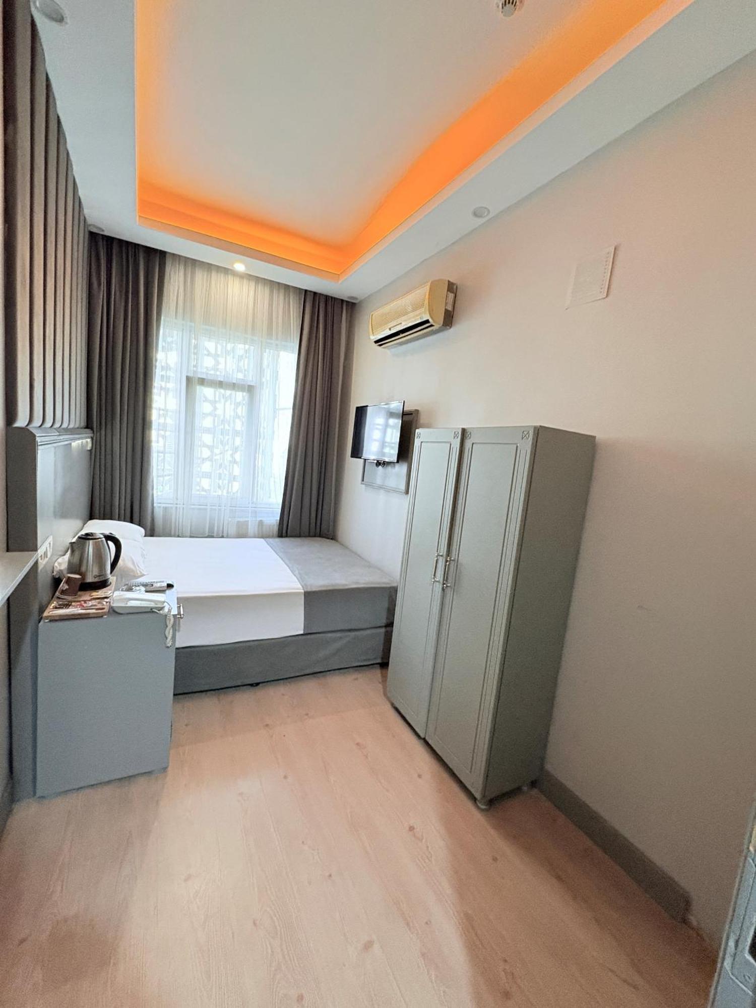 Crowned Plus Hotel Istanbul Eksteriør bilde